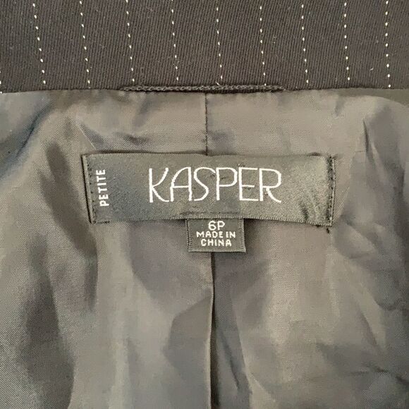 Kasper 3 piece black pinstripe pant suit- size 6P - Picture 7 of 10